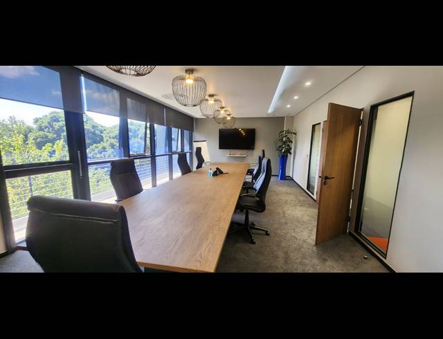 195M² OFFICE TO LET IN ROSEBANK